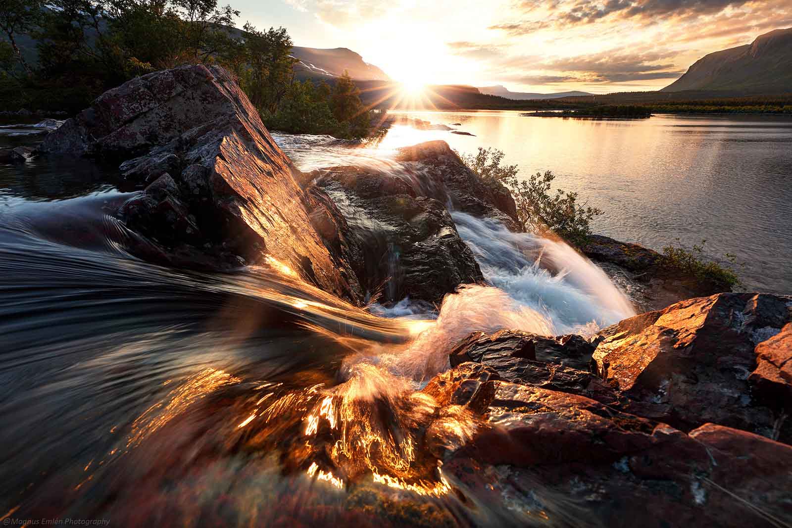 Sol de medianoche en Stora Sjöfallet-foto-Stora Sjöfallet.jpg