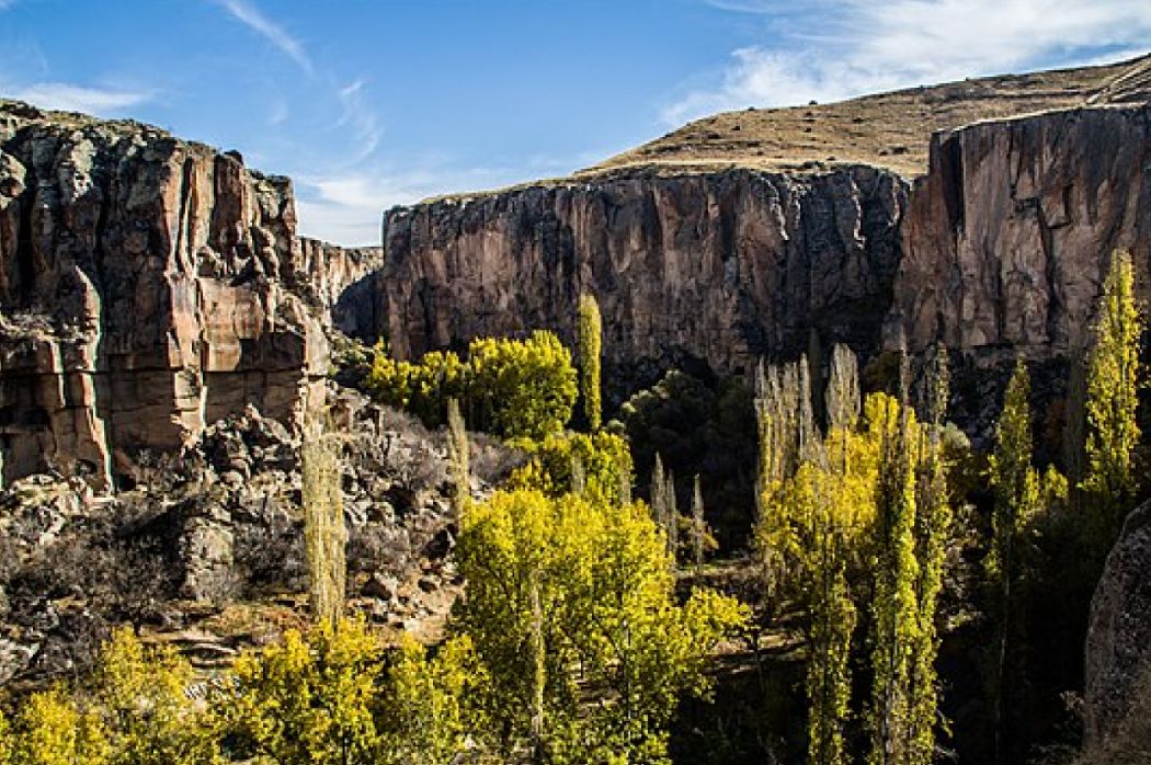 valle-de-Ihlara-foto-wikipedia-lugaresdeaventura.jpg