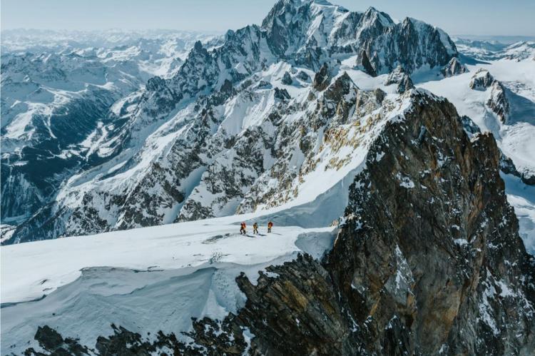 Una escalada imposible convertida en cine: Deep Freeze ya está disponible