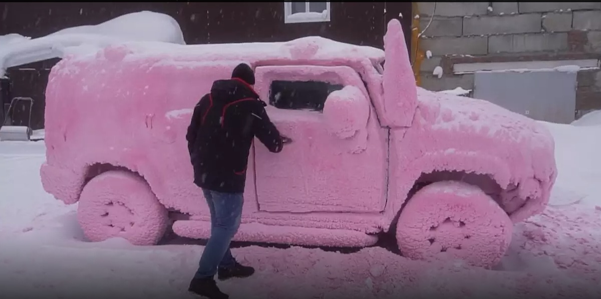 Así quedó el Hummer tras ser lavado a 40 bajo cero.