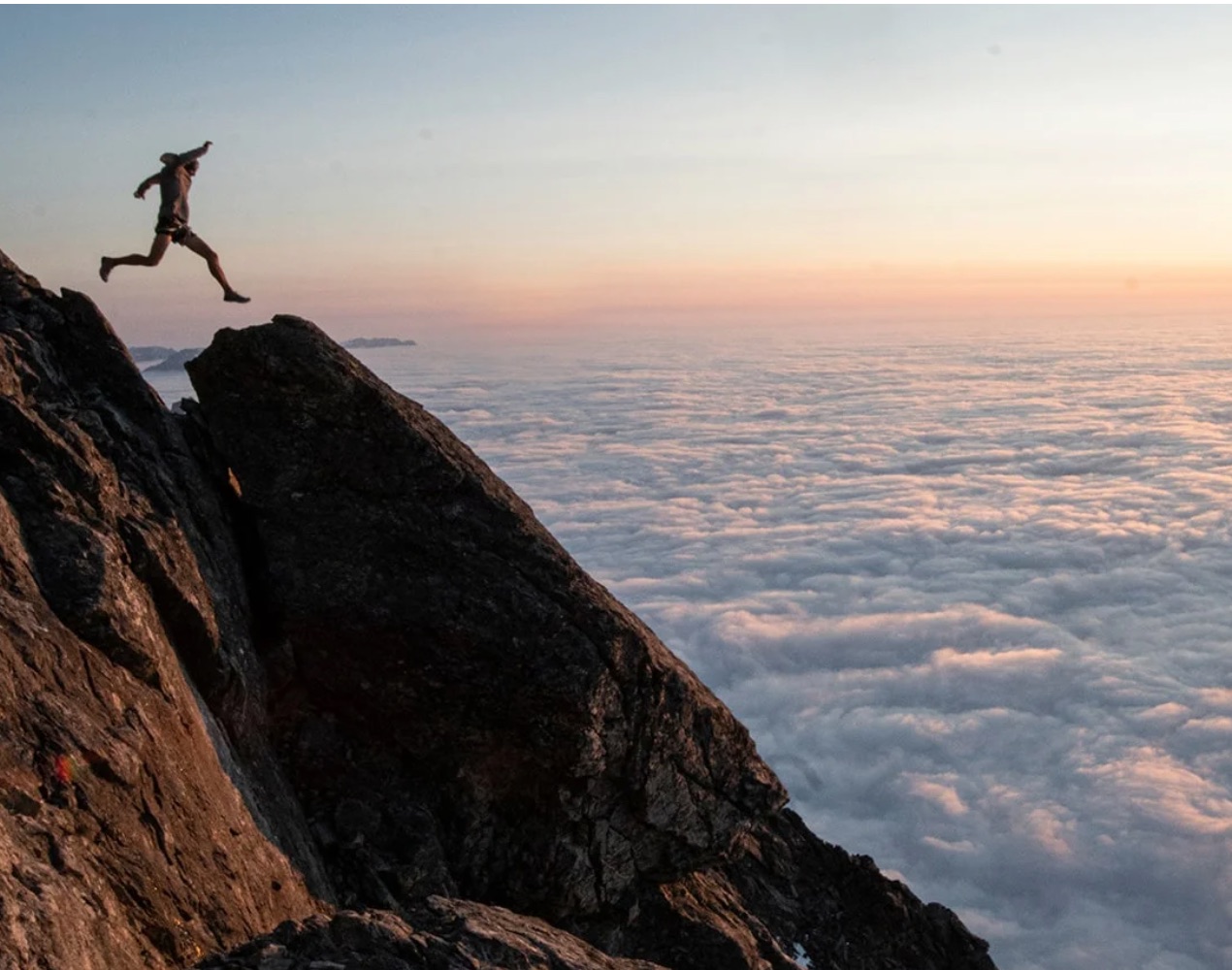 “NNormal”, Kilian Jornet presenta su propia marca de productos de outdoor