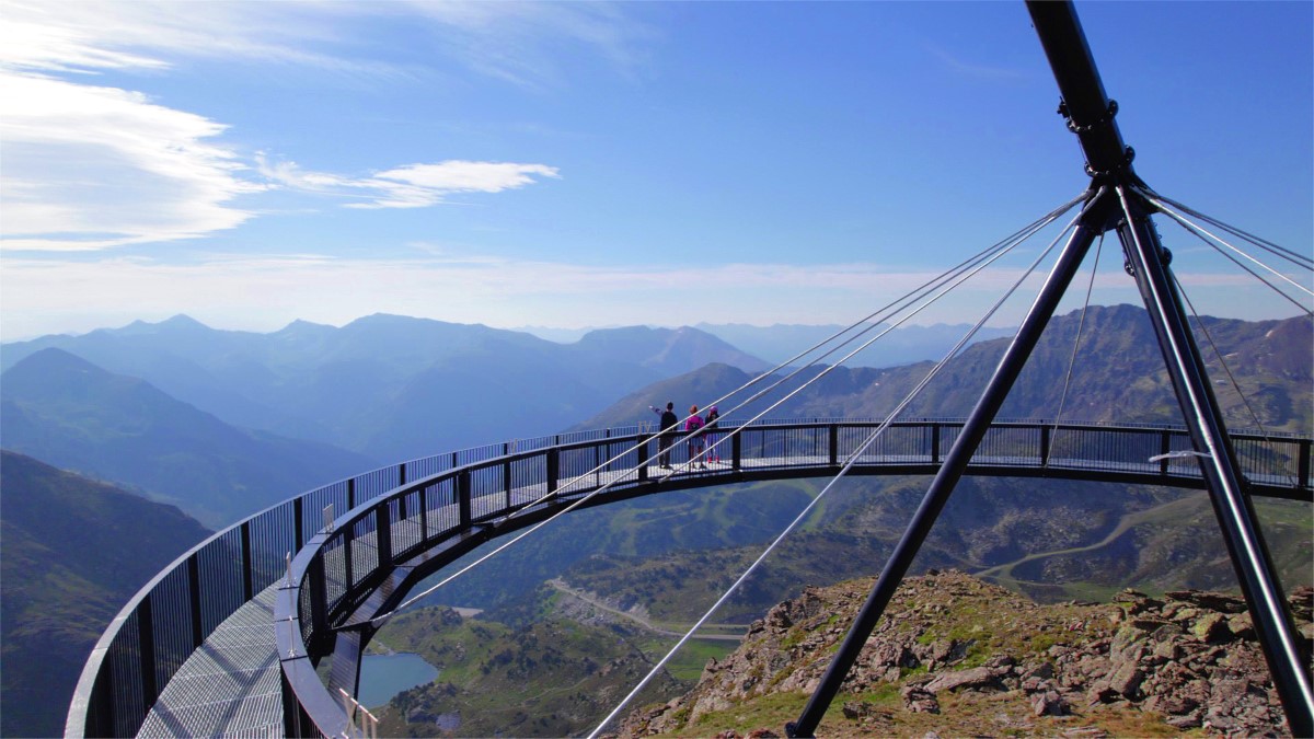 Un verano lleno de aventura en Ordino Arcalís con el mirador solar de estrella