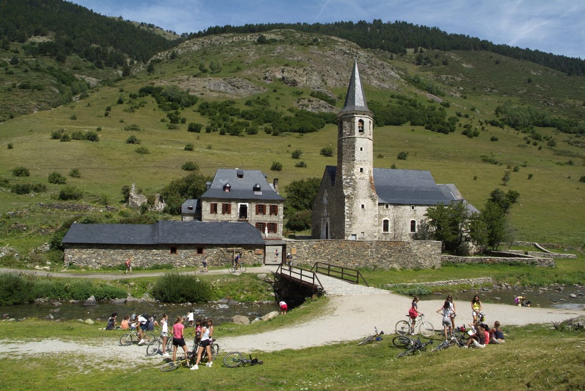 Desconecta este verano en Baqueira Beret: Aventura, BTT, Senderismo, naturaleza y mucho más