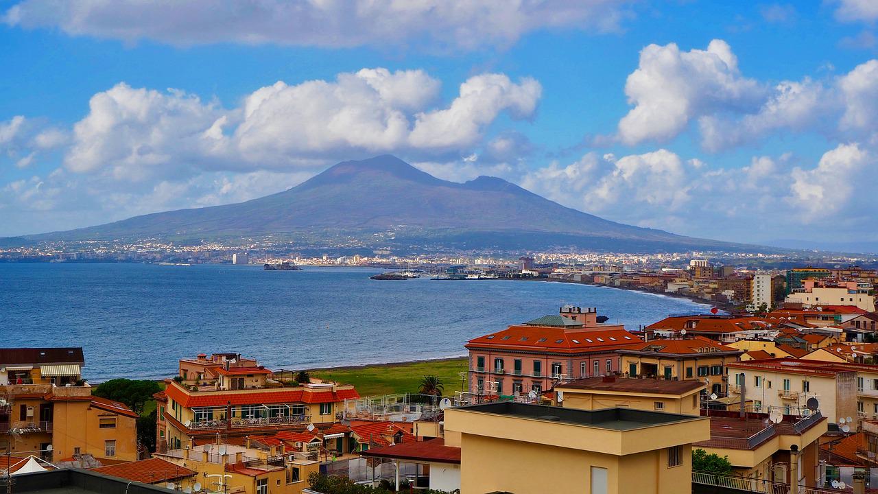 Un turista cae al cráter del Vesubio por intentar recuperar el móvil