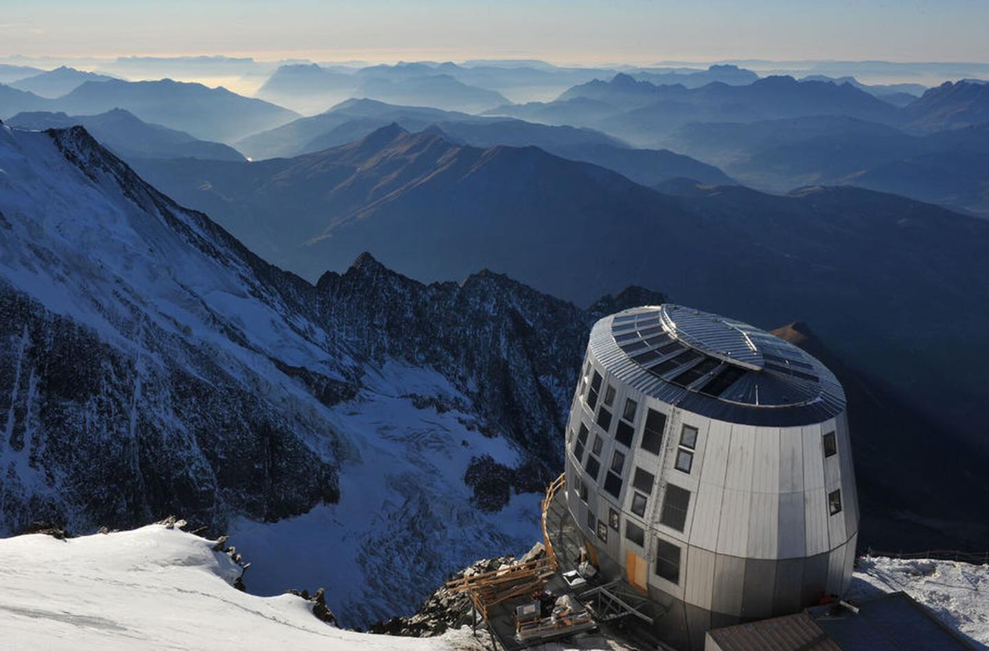 15.000 euros para subir al Mont Blanc por si hay que rescatarte o enterrarte