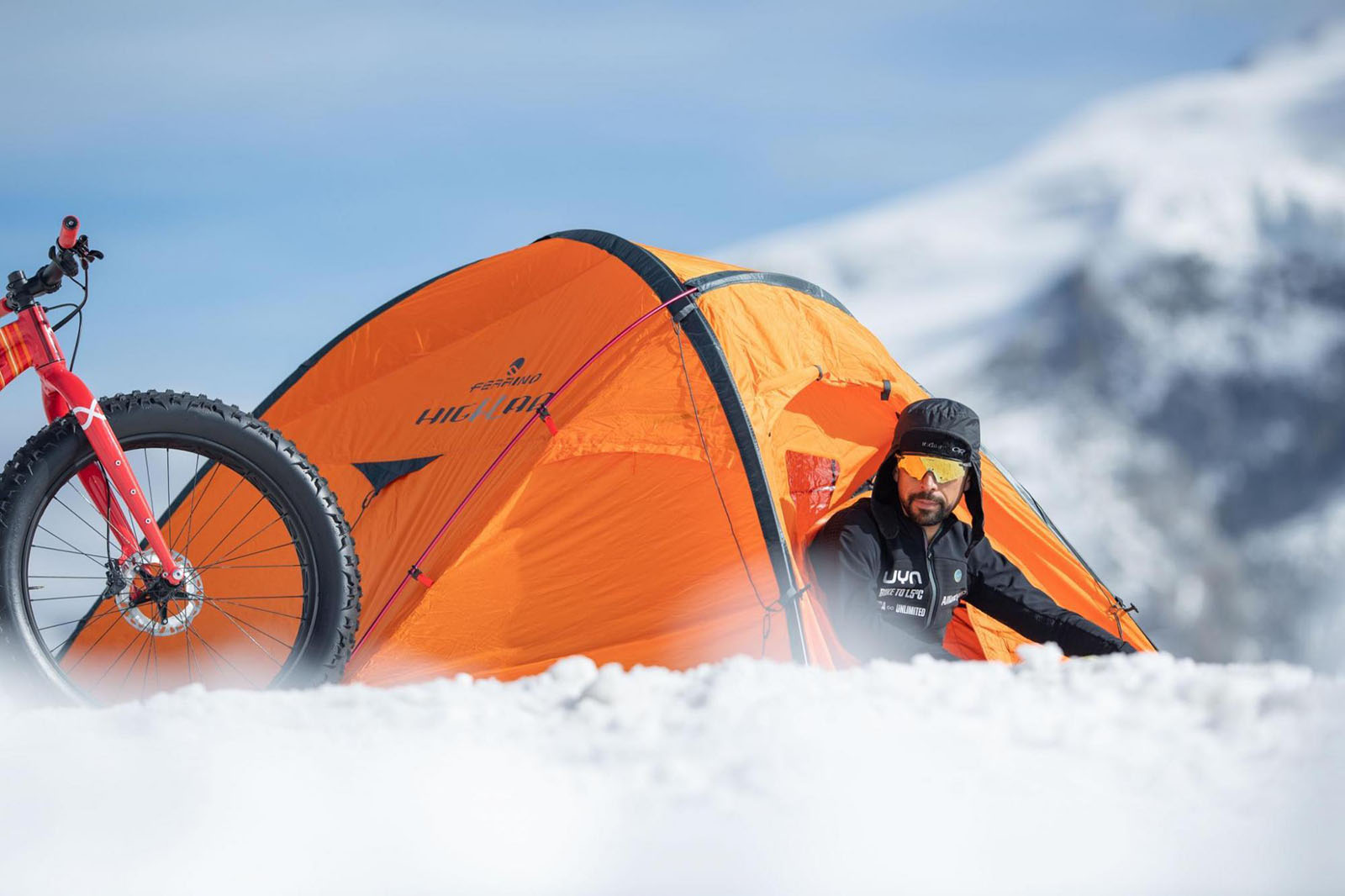 En marcha el nuevo proyecto del ultra ciclista Omar di Felice: Antarctica Unlimited.