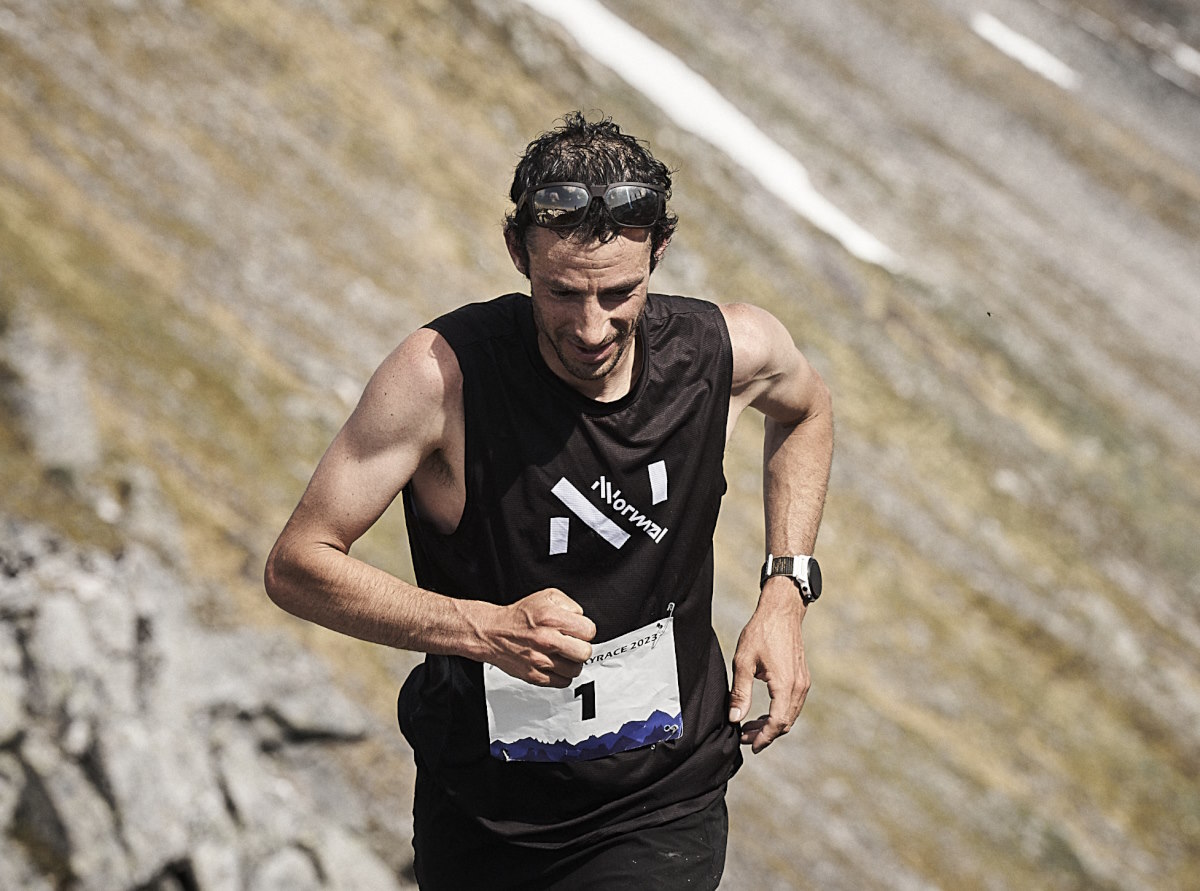 Kilian Jornet a su vuelta del Everest arrasa en la Isfjorden Skyrace (Noruega)