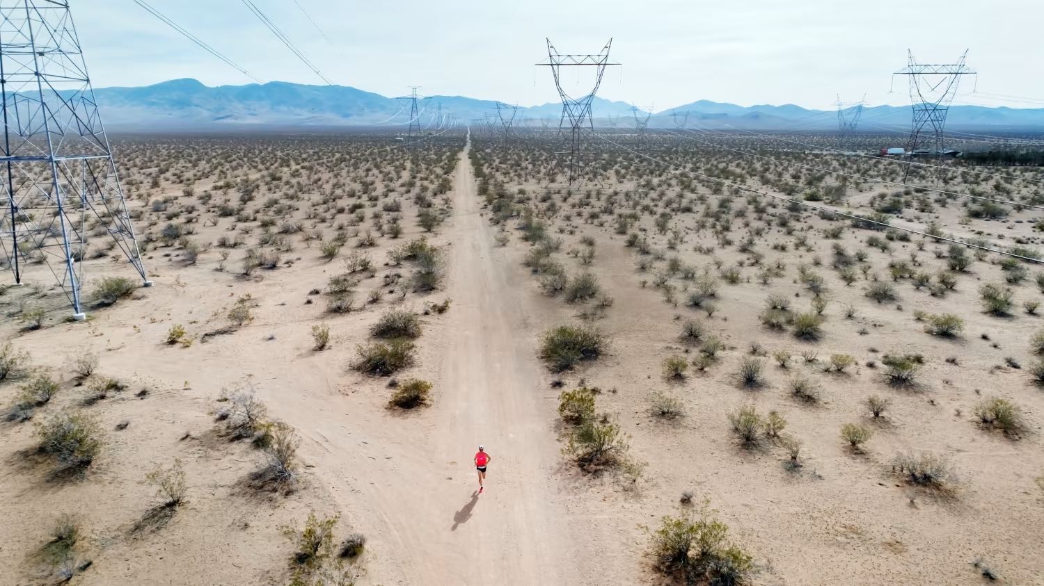 La ultramaratón clandestina y sin reglas que los mejores del mundo quieren correr