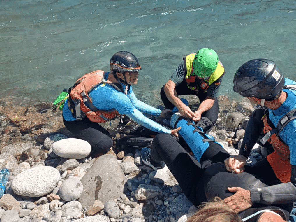 Fin de semana con 11 rescates en el Pirineo y Prepirineo aragonés por  nieve y aludes
