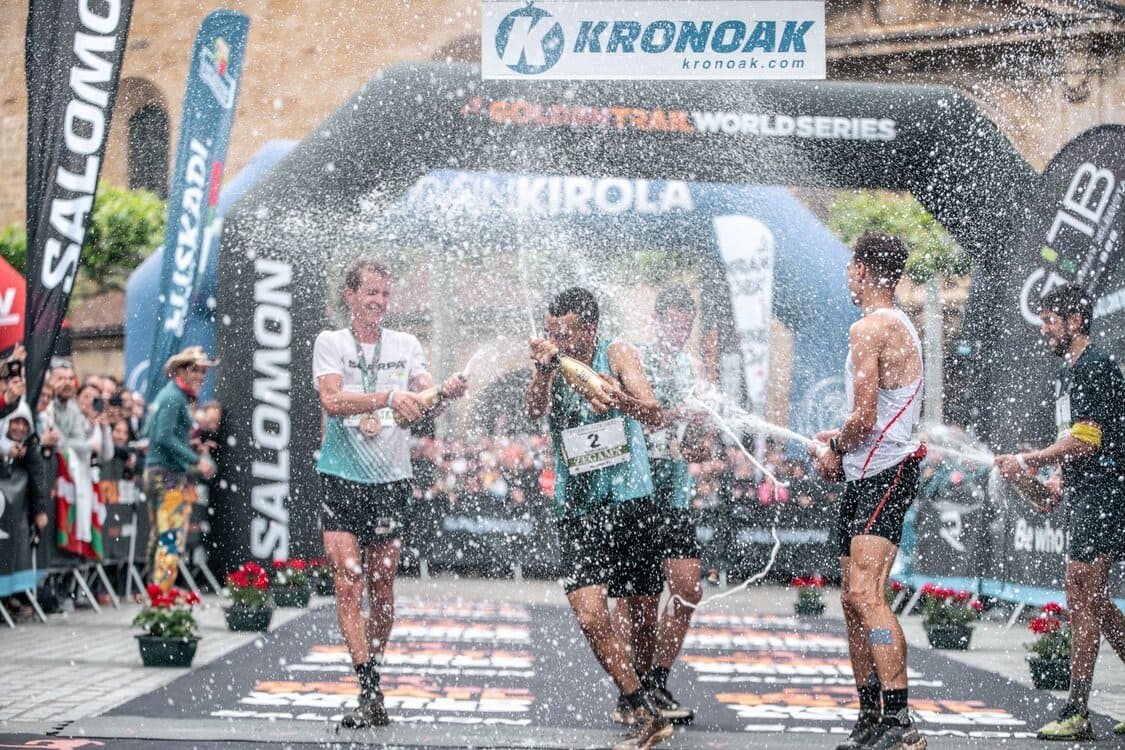 El tiempo no pasa para Kilian Jornet y suma su undécima victoria en Zegama