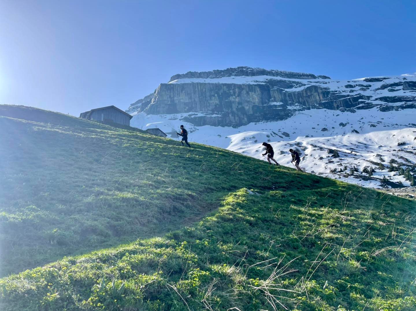 Tragedia en el ultratrail de Haut-Giffre: Un muerto y dos heridos graves en la Alta Saboya
