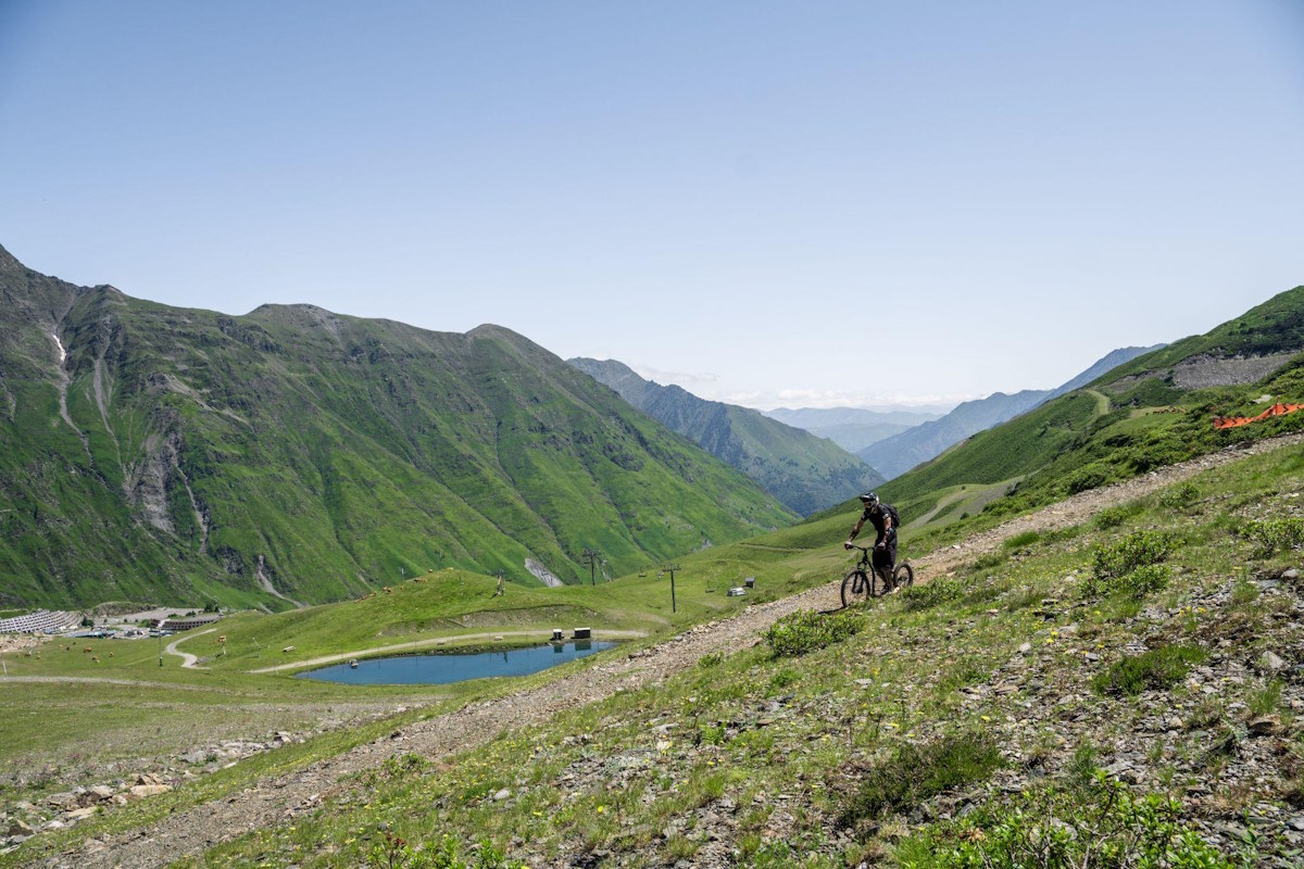 Los Pirineos franceses ponen en marcha el mayor parque de actividades de la naturaleza