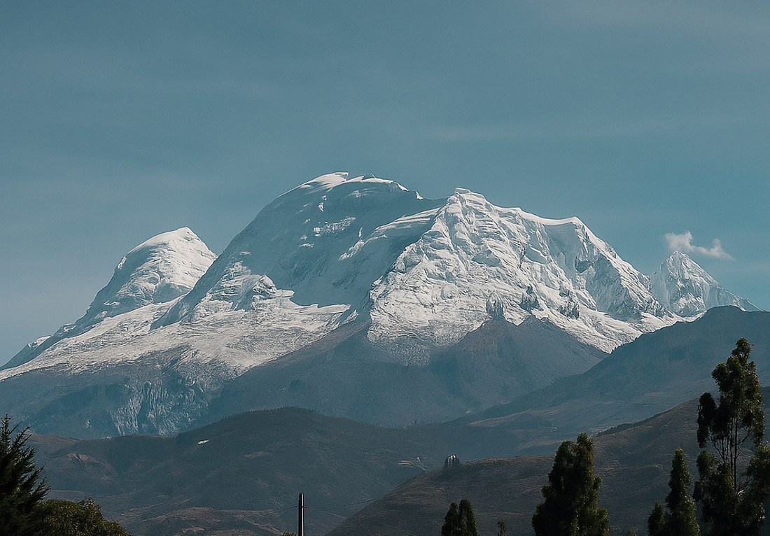  Rescatados tres montañeros españoles en el Huascarán: uno sufre ceguera temporal por el sol
