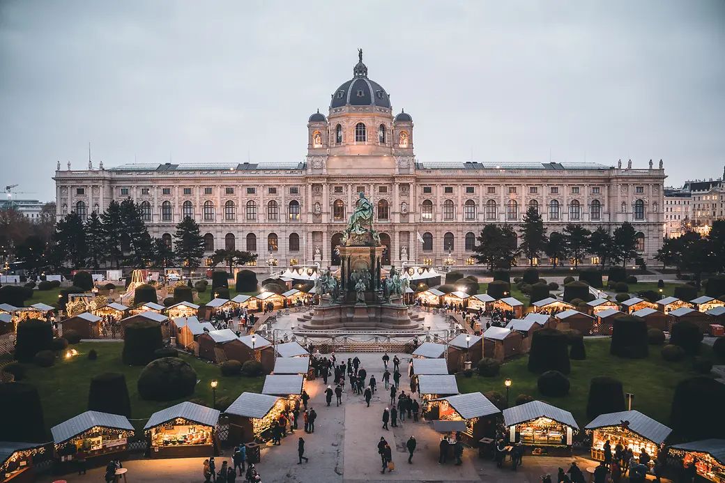 Aldea Navideña en Maria-Theresien-Platz – © Österreich Werbung-Christian Kremser.jpg