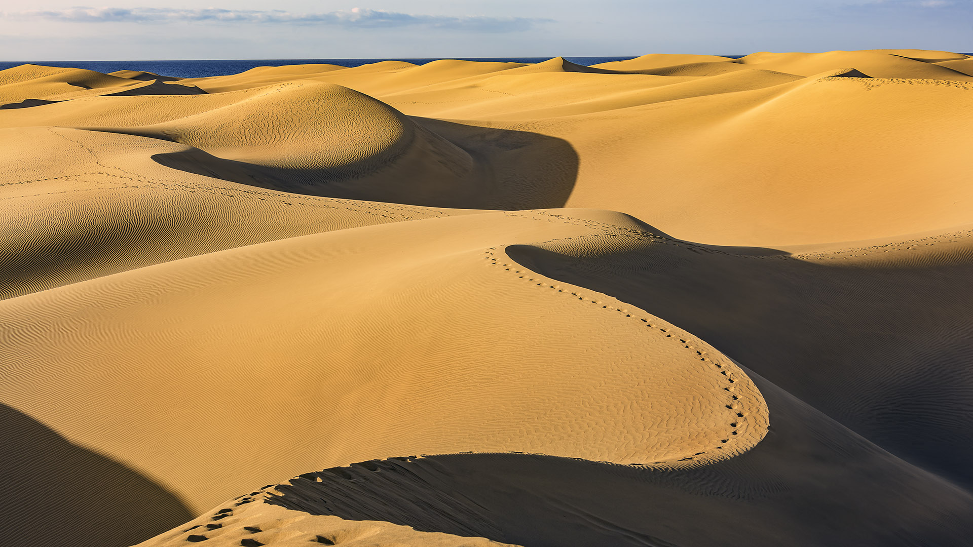 Gran-Canaria-San-Bartolom‚-de-Tirajana-Dunas-de-Maspalomass copia.jpg