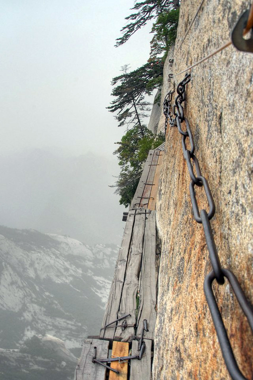 HUASHAN CHINA WIKIPEDIA.jpg 