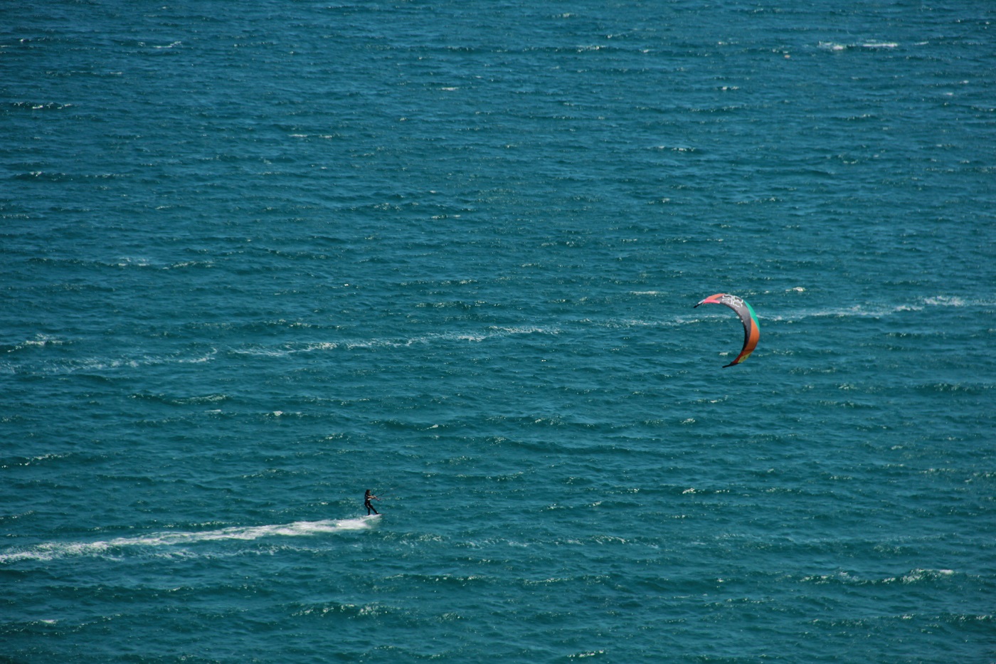 Navegar en kitesurf es una sensación única de libertad.