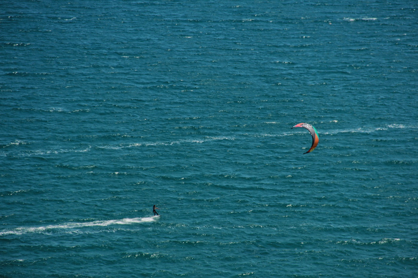 Navegar en kitesurf es una sensación única de libertad.