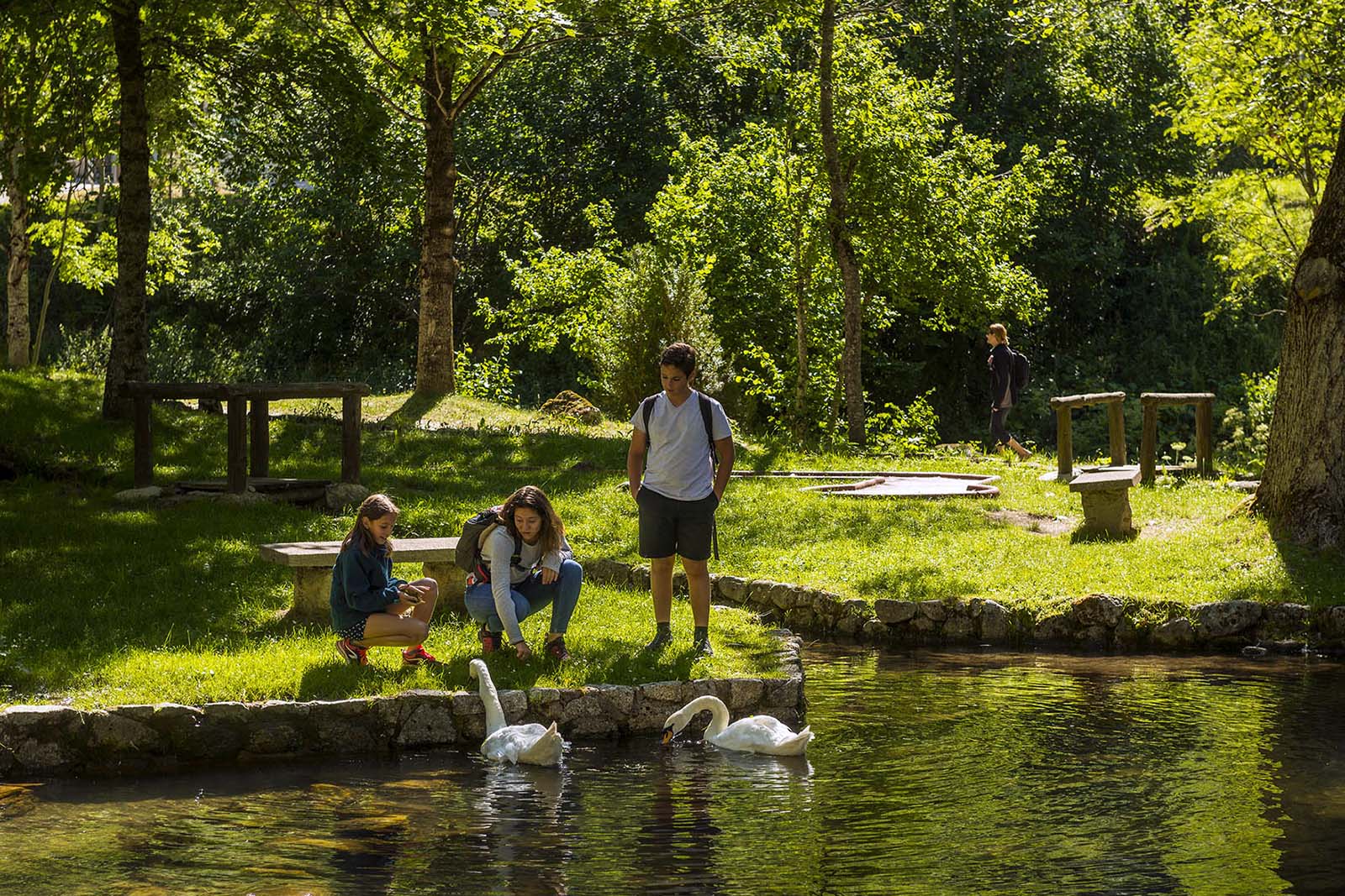 caldes-familia-otografia-patronat-de-turisme-vall-de-boi-autor-oscar-rodabag.jpg