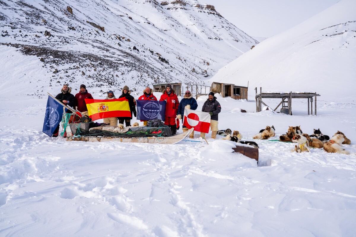 Desafío Ártico: Operación Perros del Hielo