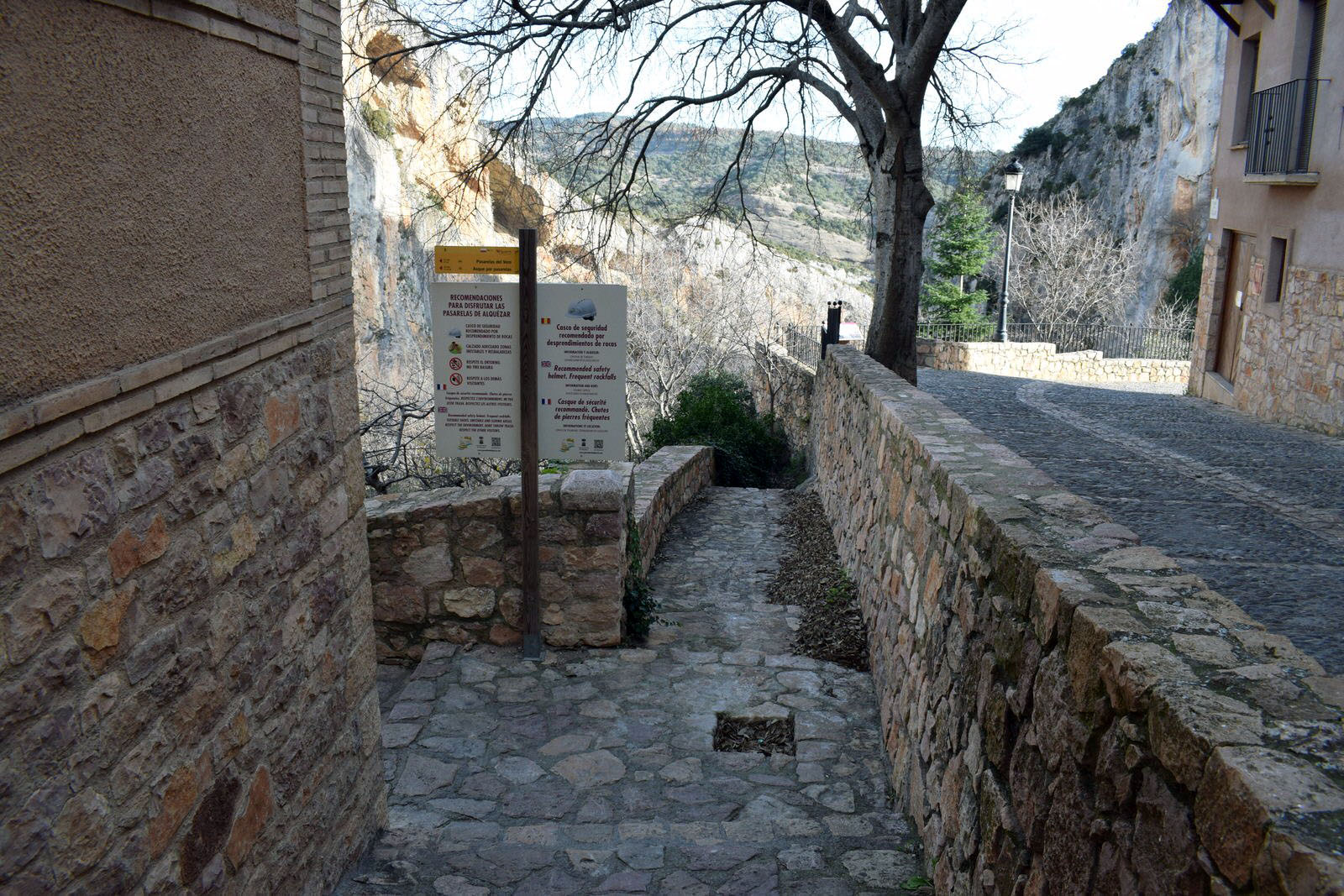 inicio-ruta-pasarelas-rio-vero-pasarelas-del-alquezar-com.jpg