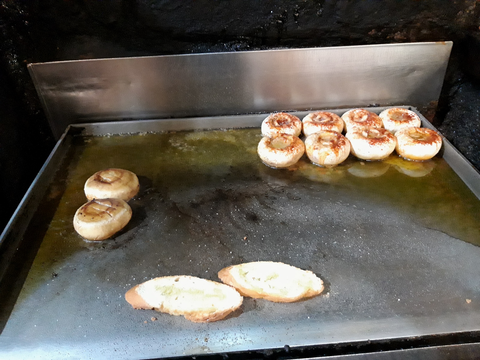 Mejillones en la plancha