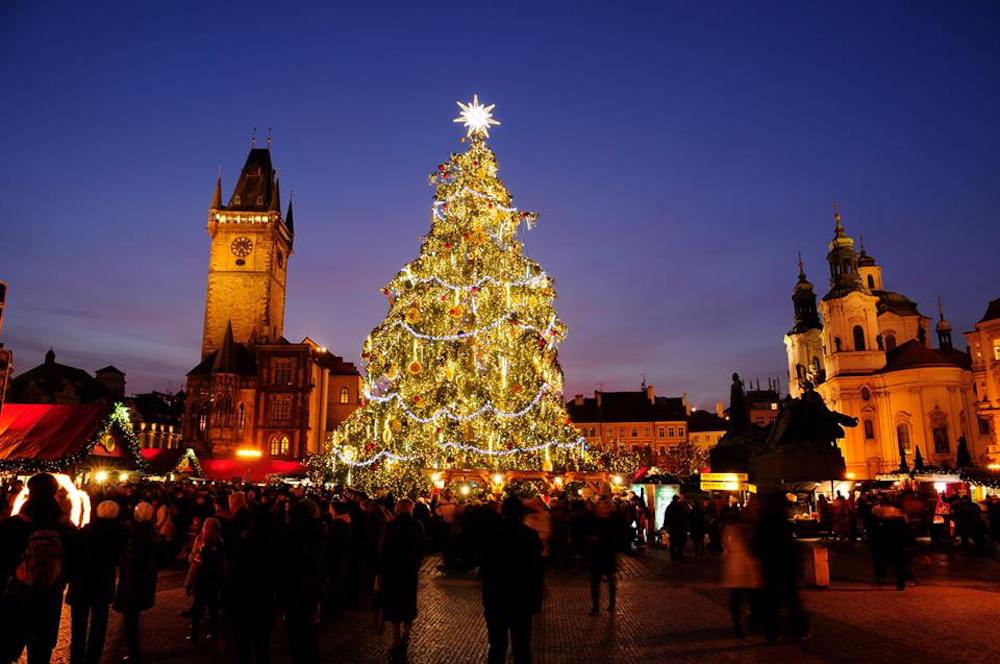 Mercado de navidad - ciudad vieja de Praga.
