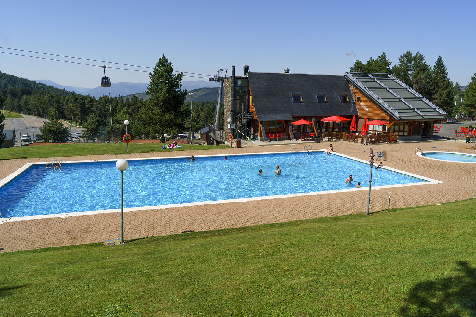 piscina-lamolina-autor-oriol-molas-lugares-de-aventura.jpg 