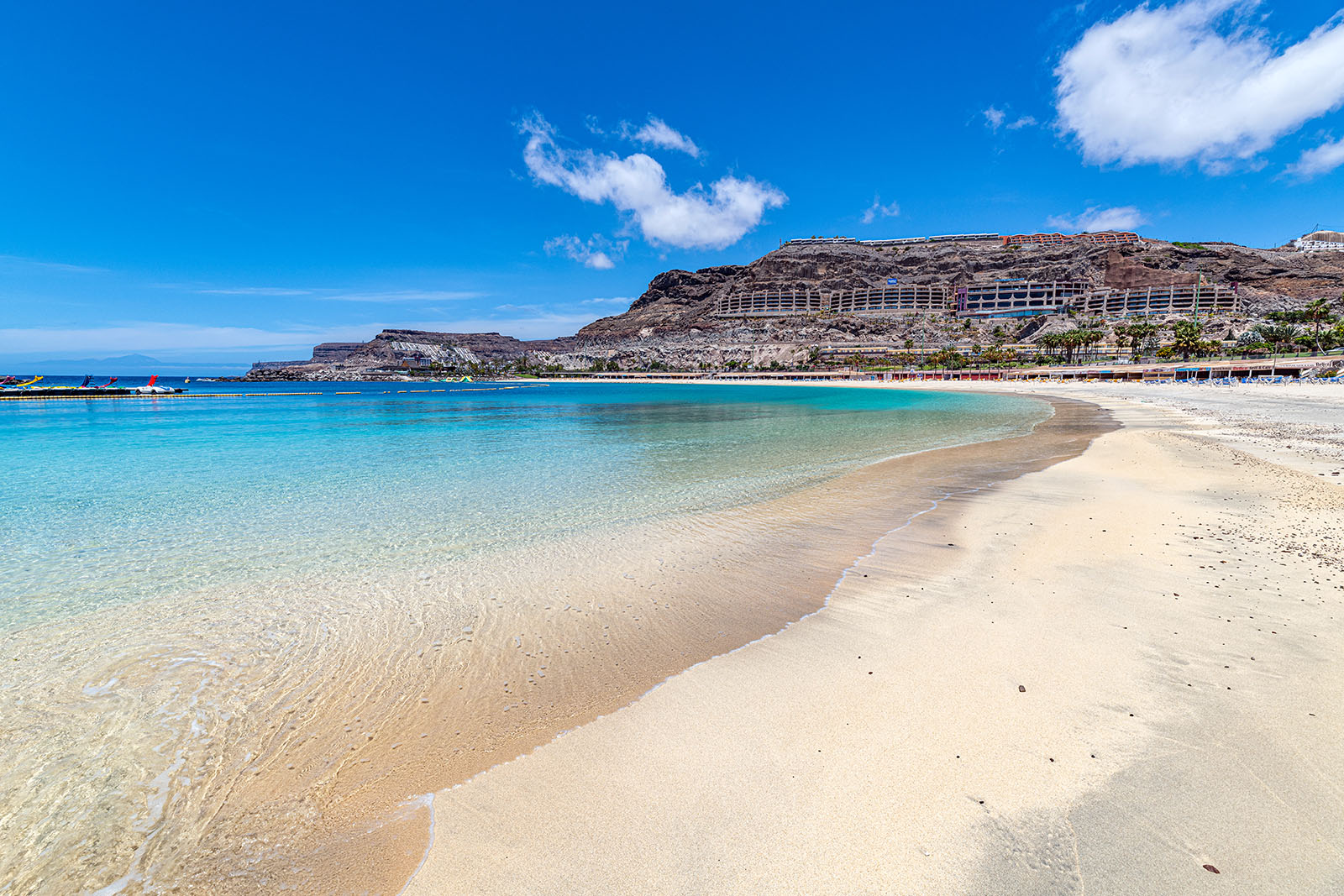 playa-de-amadores-mogan-©-patronato-de-turismo-de-gran-canaria.jpg