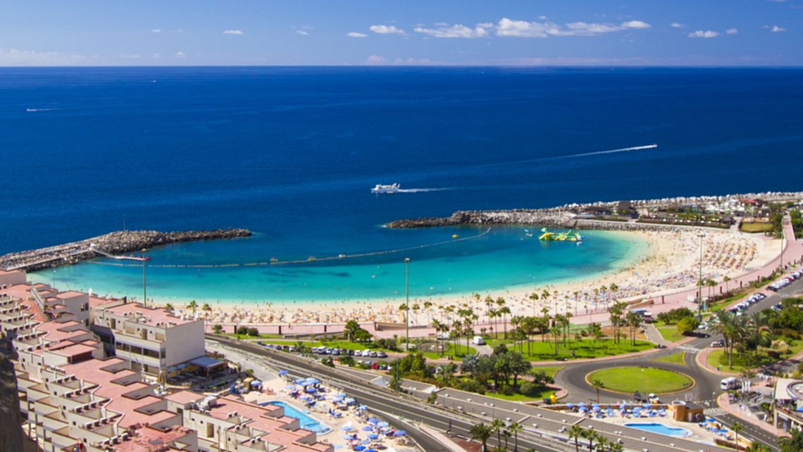 playa-deamadores-turismo-de-gran-canaria-lugares-de-aventura.jpg 