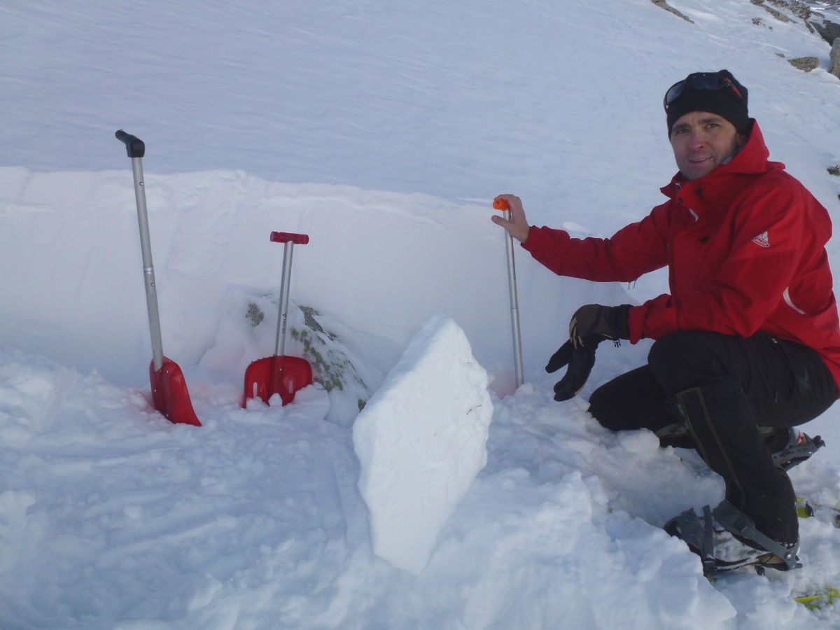 Cata de nieve Muntania