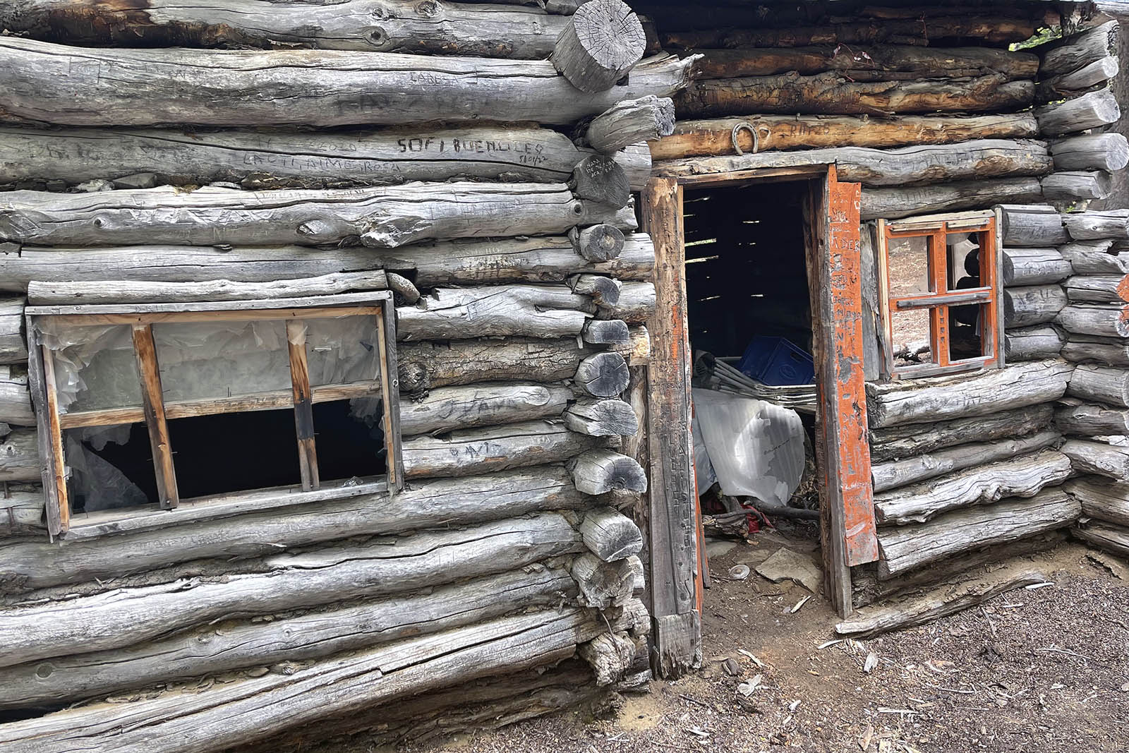 refugio-donde-durmieron-los-chicos-avalancha-cerro-ventana-bariloche-patagonia-lugares-de-aventura-lugares-de-nieve.jpg