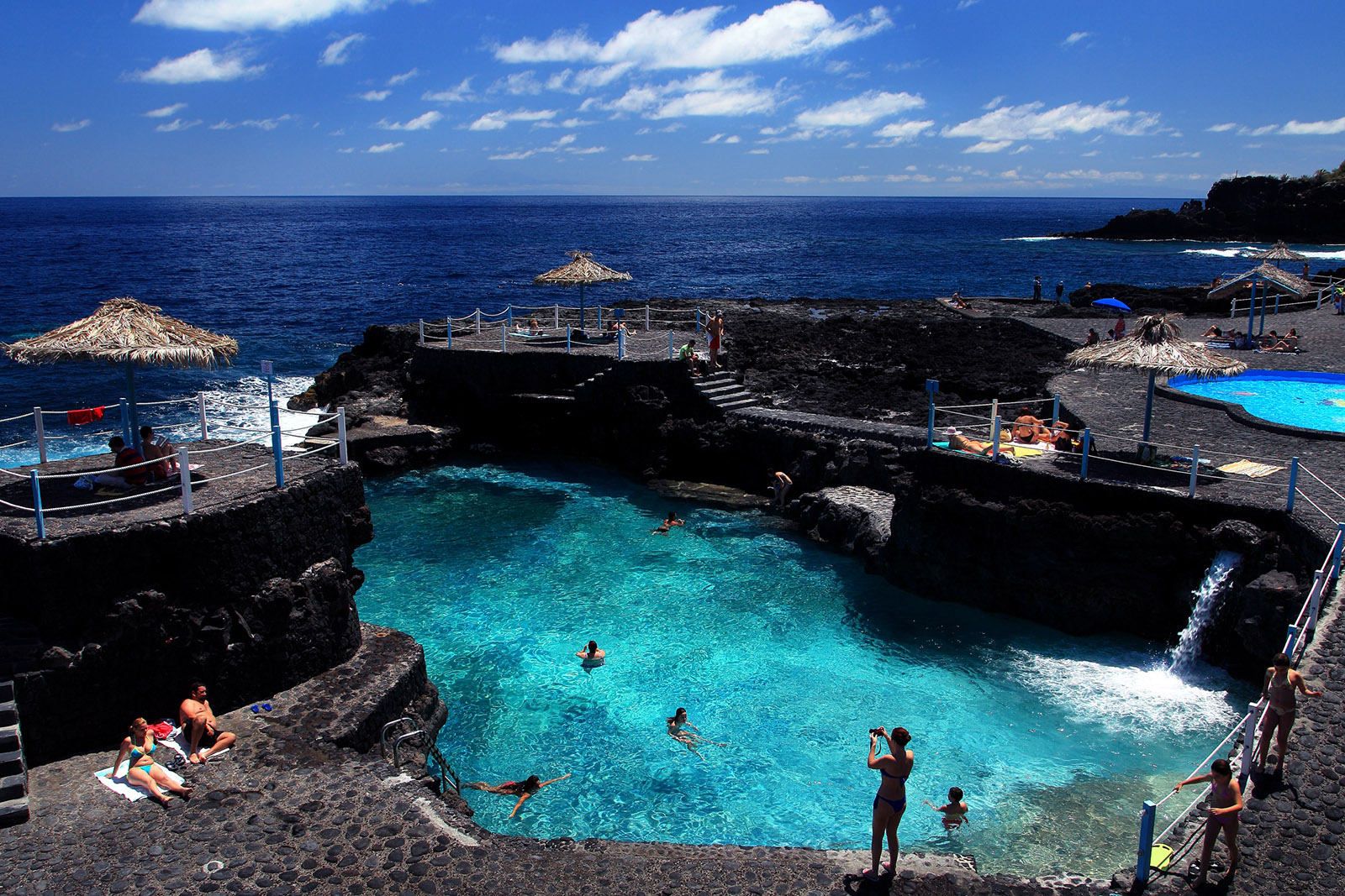 reportaje-piscinas-naturales-españa-piscinas-charco-azul-lapalma.jpg