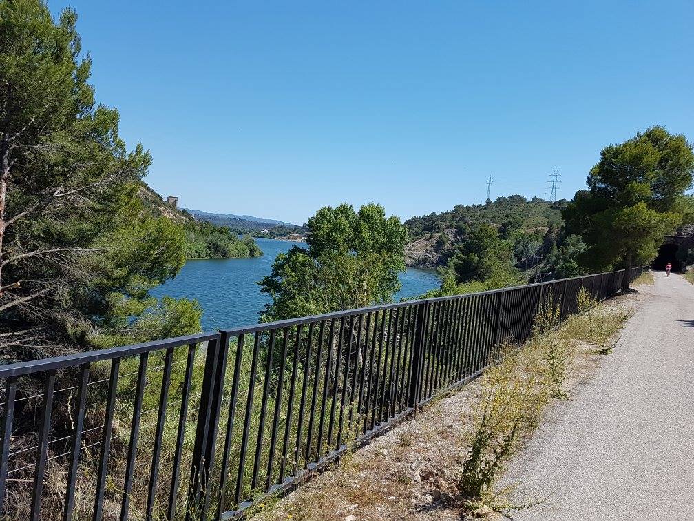 La inmensidad del río Ebro nos compaña en la segunda parte del recorrrido.