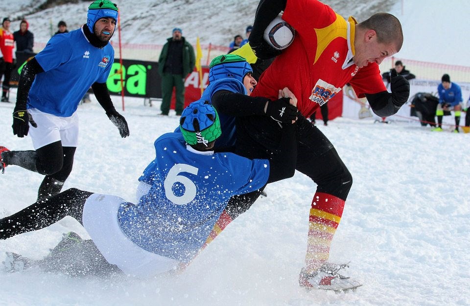 Snow Rugby