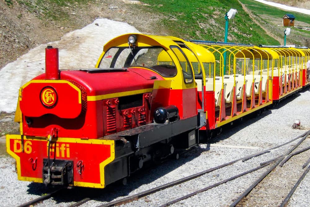 Tren Artouste