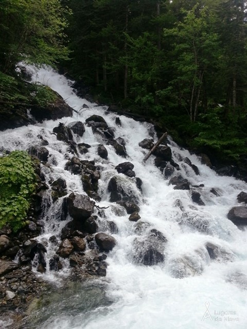 Uelhs Joueu-Artiga Lin-Val d'Aran cascada