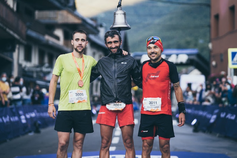 Isaac Salvat (2), Aritz Egea (1) y Daniel Colom (3): los tres primeros clasificados de la CDH. Crédito: Carlos Llerandi / Val d’Aran by UTMB®