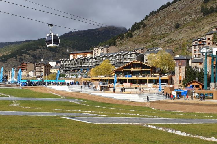 Plataforma esquiable pista Avet de Soldeu.