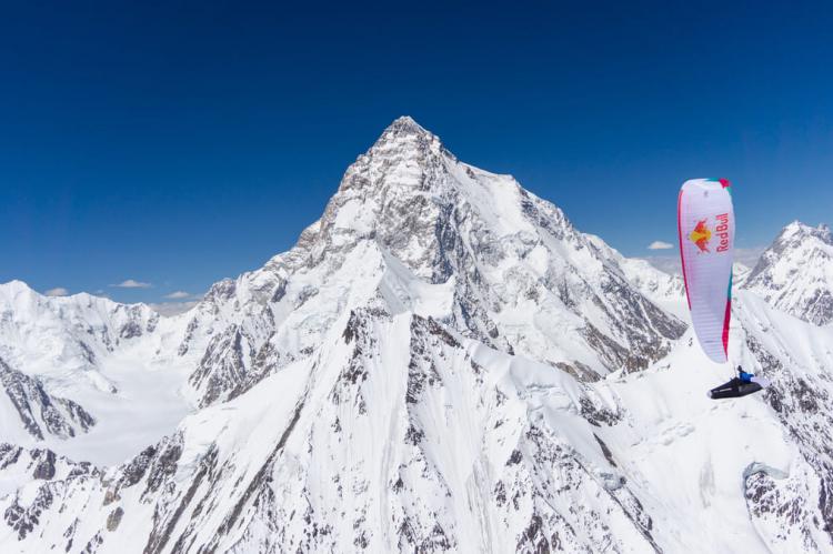 Horacio Llorens hace historia al sobrevolar el Mustagh Tower, K2, Broad Peak y Gasherbrum en 24 horas
