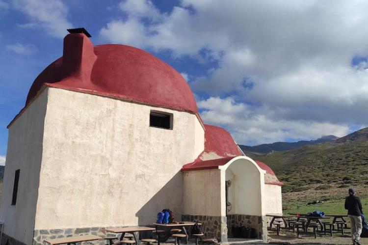 Recuperado el refugio que dio origen de los deportes de montaña en Sierra Nevad