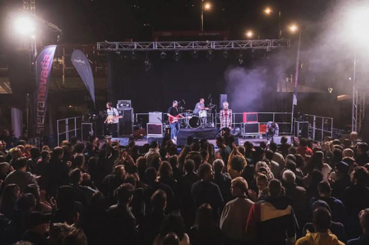 Cartel de la 13 edición del festival 'Sierra Nevada Por Todo lo Alto'
