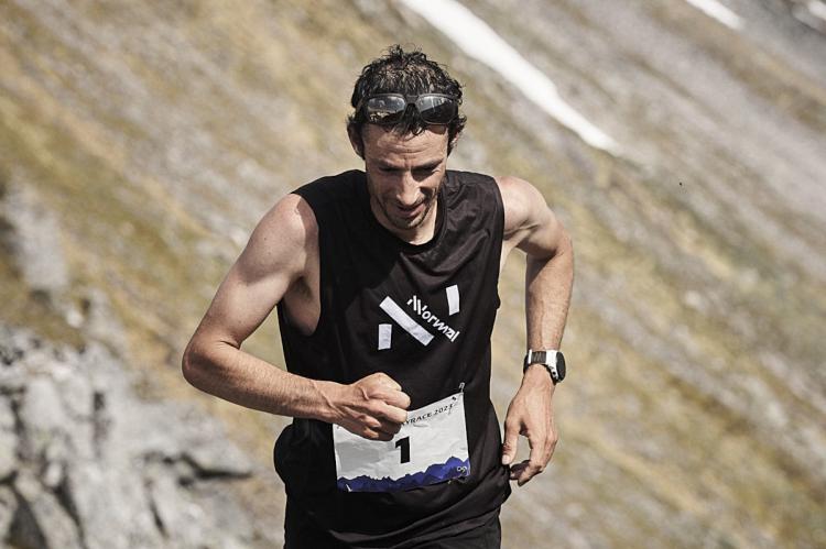 Kilian Jornet a su vuelta del Everest arrasa en la Isfjorden Skyrace (Noruega)