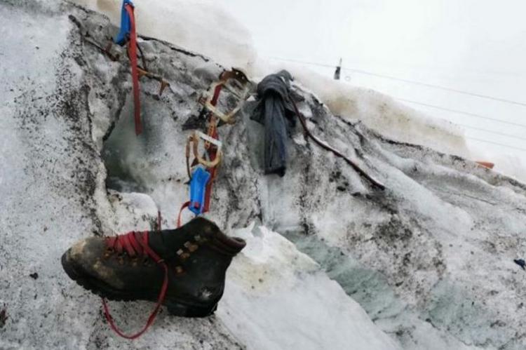 El deshielo de un glaciar en los Alpes deja al descubierto a un excursionista desaparecido hace 37 años