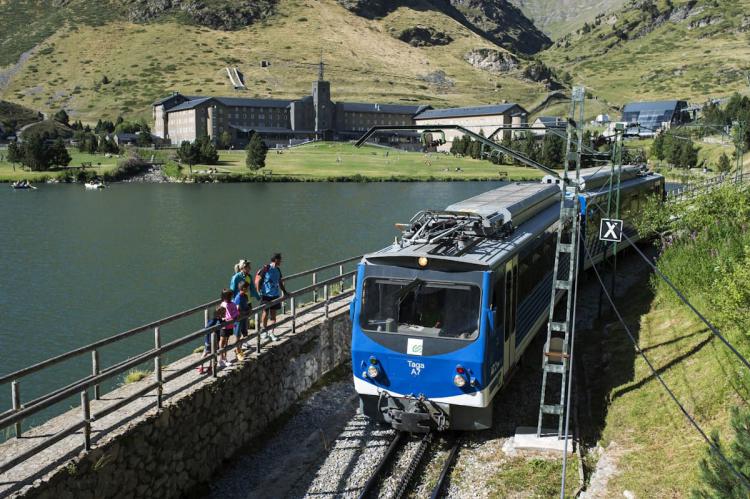 Horarios y calendario de los Trenes Turísticos de FGC para final de verano y otoño 