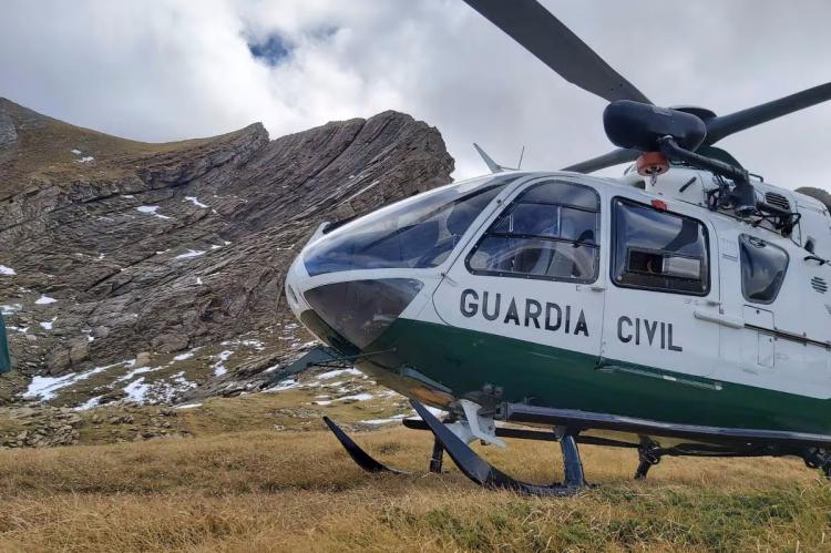 Un montañero barcelonés fallece al caer al vacío en el Pico Aspe, en los Pirineos de Huesca