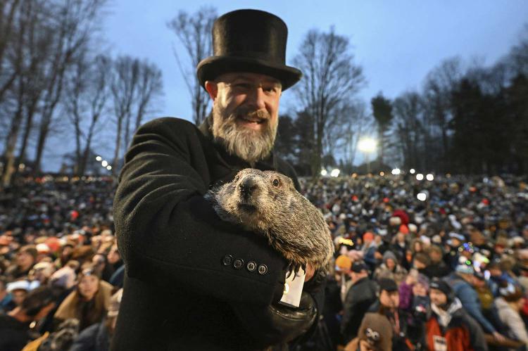 La marmota "meteoróloga" Phil predice que la primavera se adelantará este 2024La marmota "meteoróloga" Phil predice que la primavera se adelantará este 2024