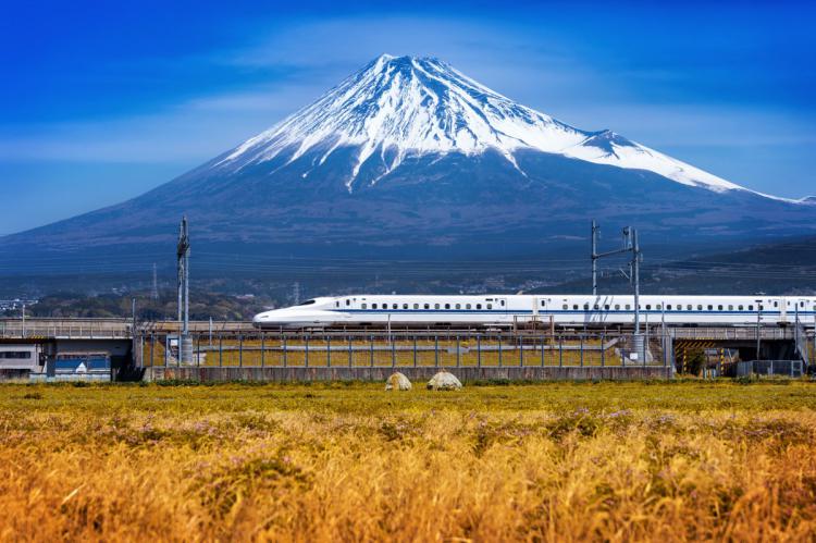 Rescatado dos veces en cuatro días en el monte Fuji tras regresar a por su móvil