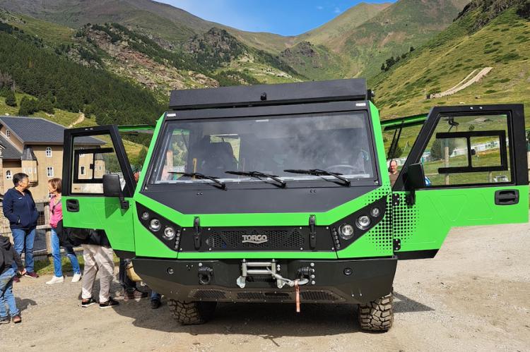 Vall de Núria estrena un 4×4 100 % eléctrico y abre el Telecadira la Pala en verano