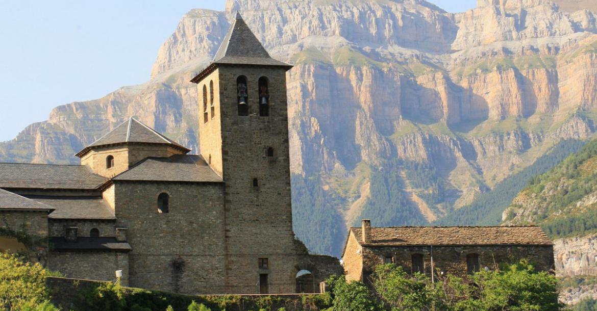Así es Torla-Ordesa: un pueblo de cuento entre gigantes de piedra